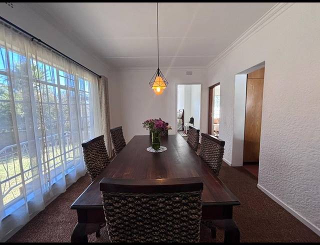 4 BEDROOM HOUSE FOR SALE IN FLORIDA GLEN